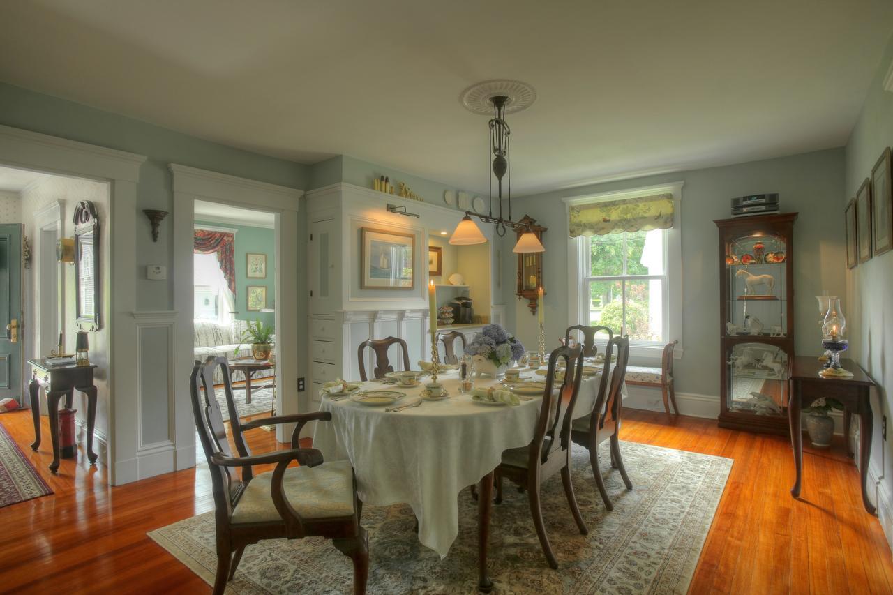 The Kings Inne Yarmouth Port Экстерьер фото