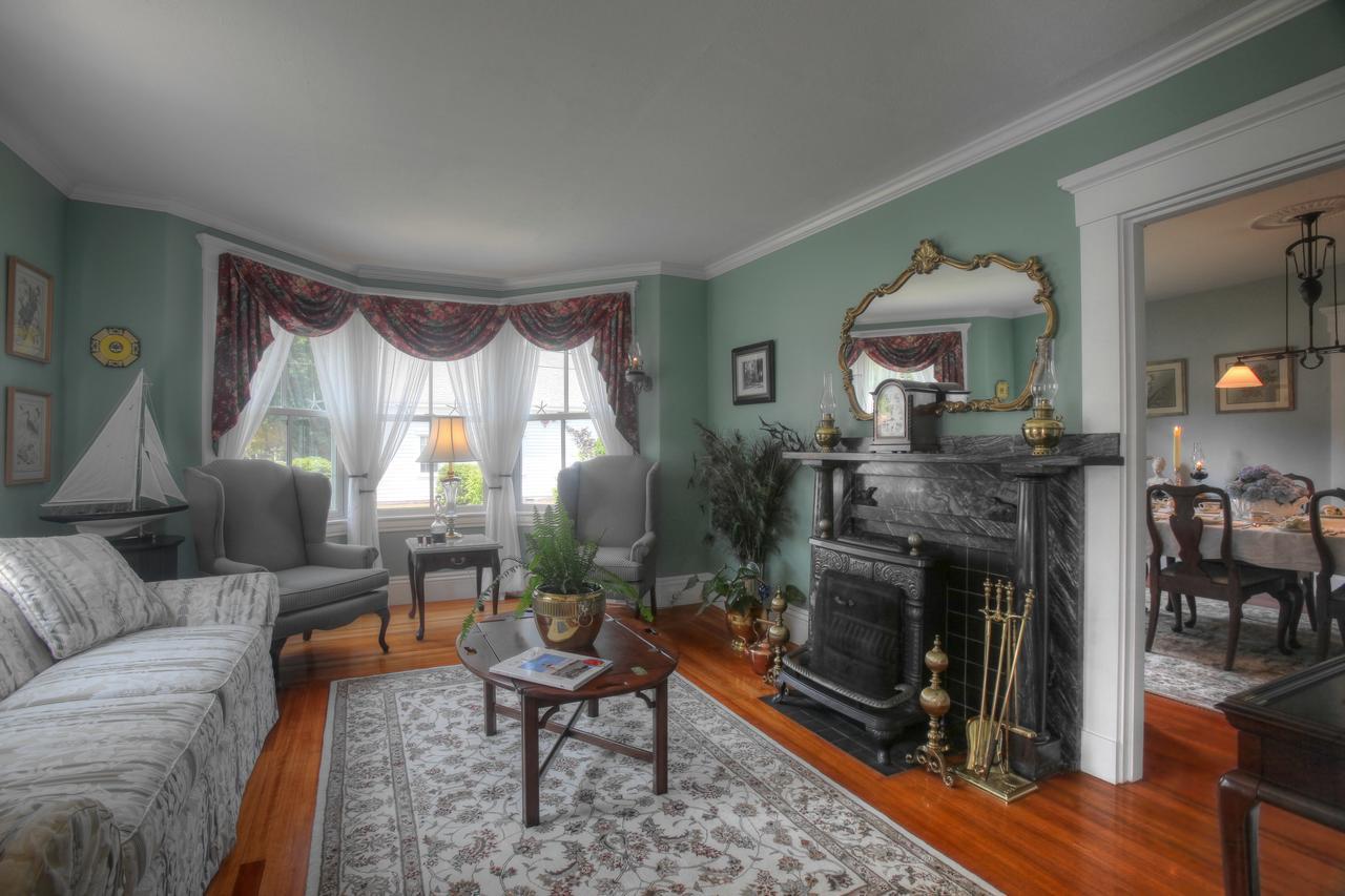 The Kings Inne Yarmouth Port Экстерьер фото